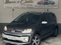 VOLKSWAGEN - UP - 2017/2018 - Cinza - R$ 63.900,00