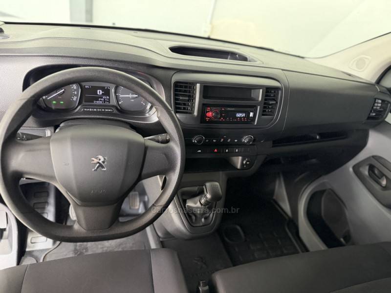 PEUGEOT - EXPERT - 2023/2024 - Branca - R$ 162.000,00
