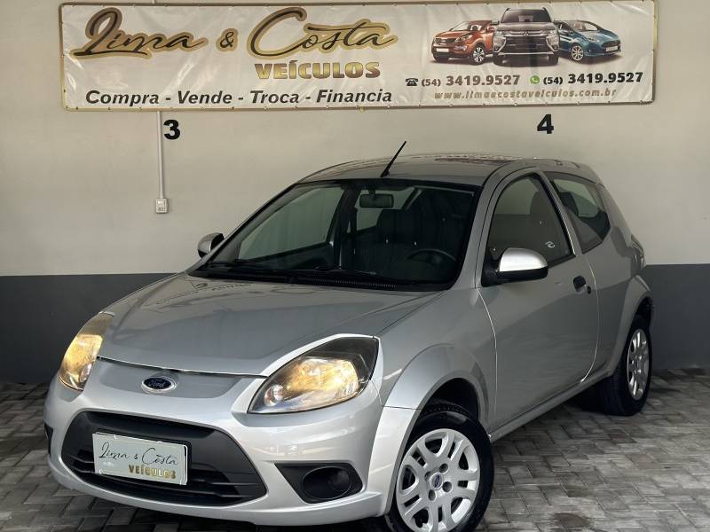 FORD - KA - 2012/2013 - Prata - R$ 24.900,00