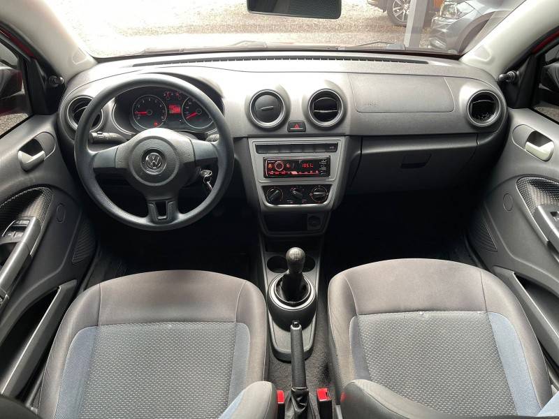 VOLKSWAGEN - GOL - 2015/2016 - Vermelha - R$ 41.900,00