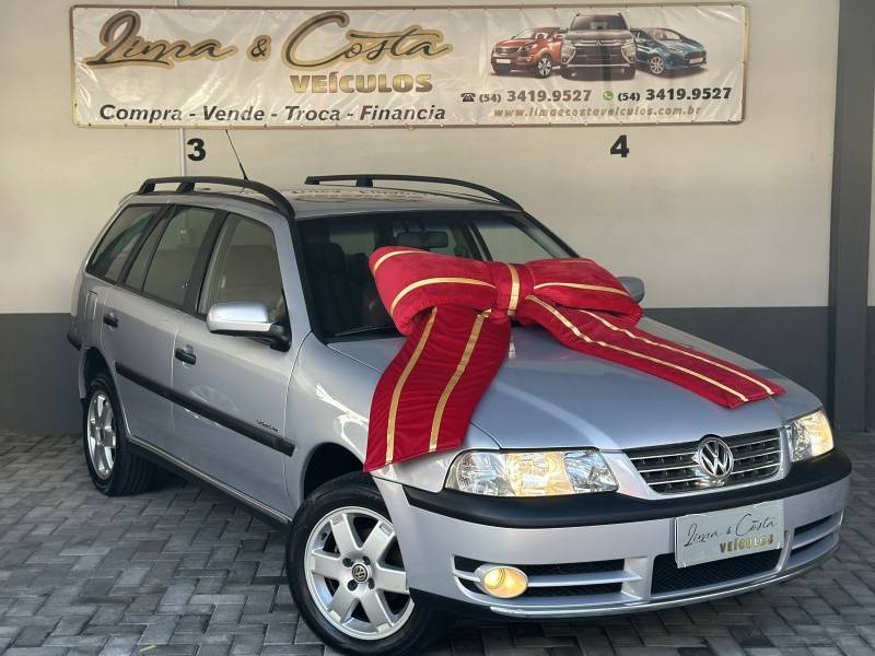 VOLKSWAGEN - PARATI - 2004/2004 - Prata - R$ 50.000,00