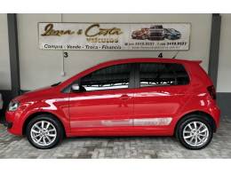 VOLKSWAGEN - FOX - 2013/2014 - Vermelha - R$ 44.900,00