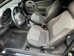 FORD - KA - 2012/2013 - Preta - R$ 20.900,00