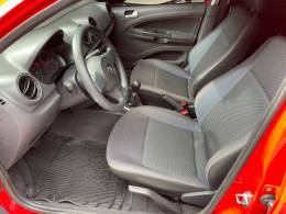 VOLKSWAGEN - GOL - 2015/2016 - Vermelha - R$ 41.900,00