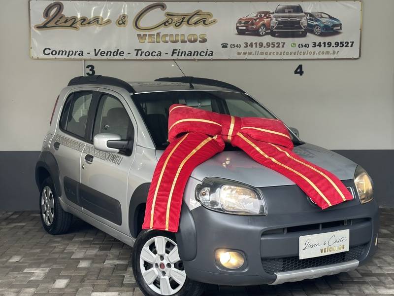 FIAT - UNO - 2014/2014 - Prata - R$ 36.900,00