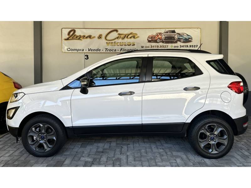 FORD - ECOSPORT - 2017/2018 - Branca - R$ 72.900,00