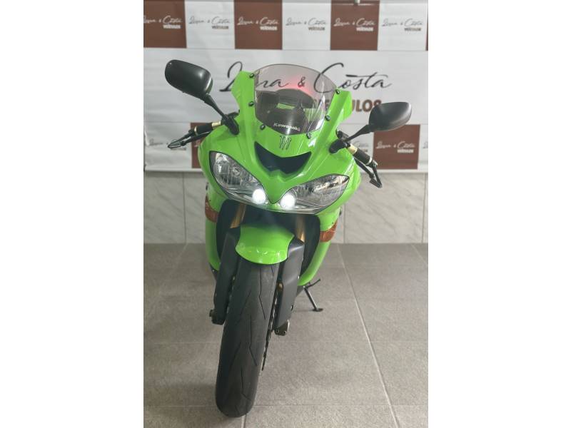 KAWASAKI - NINJA ZX-10R - 2005/2005 - Verde - R$ 32.900,00