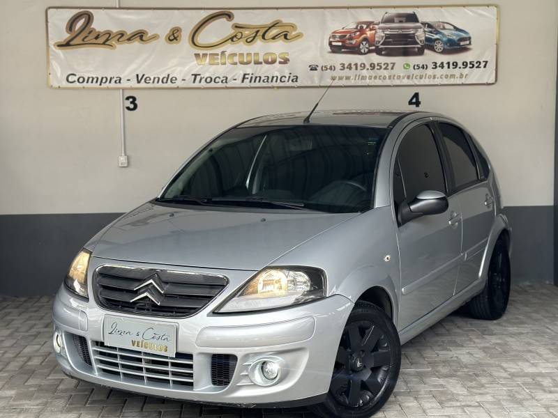 CITROËN - C3 - 2011/2012 - Prata - R$ 28.900,00