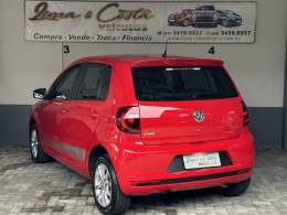 VOLKSWAGEN - FOX - 2013/2014 - Vermelha - R$ 44.900,00