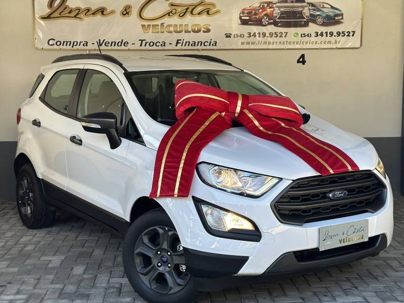 FORD - ECOSPORT - 2017/2018 - Branca - R$ 72.900,00